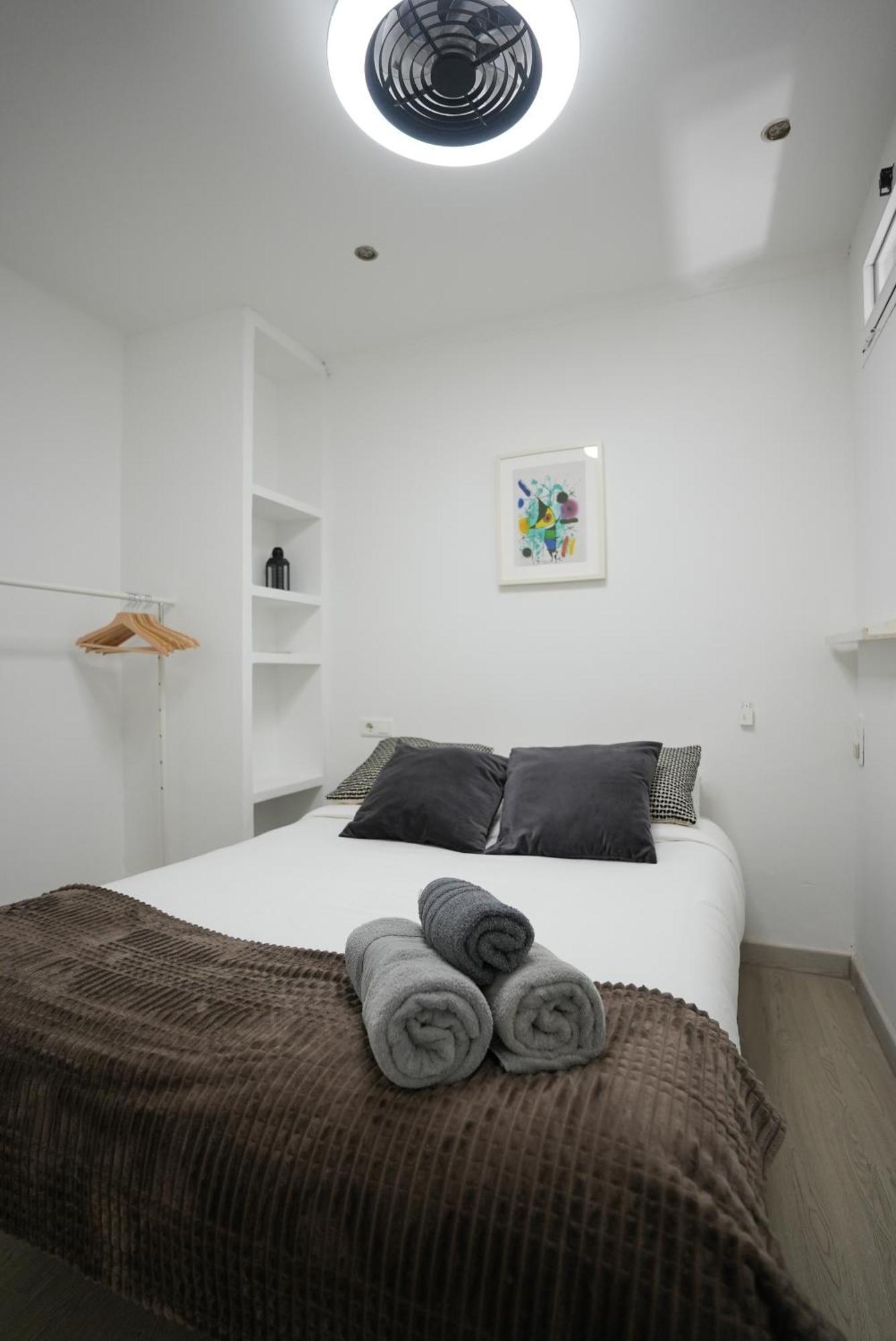 Excellent Location Malaga Centro Historico 2 Bed Flat Appartement Buitenkant foto
