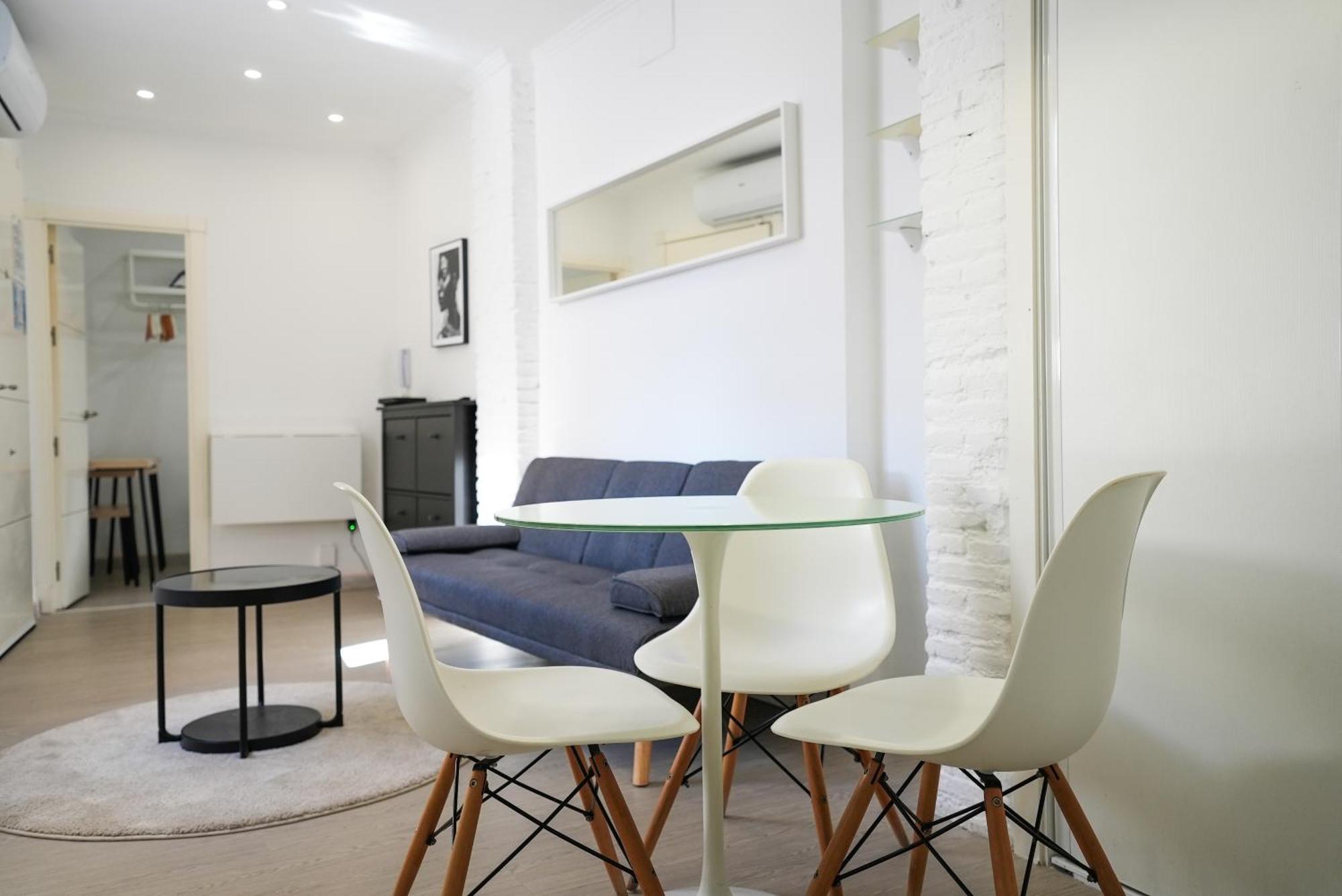 Excellent Location Malaga Centro Historico 2 Bed Flat Appartement Buitenkant foto
