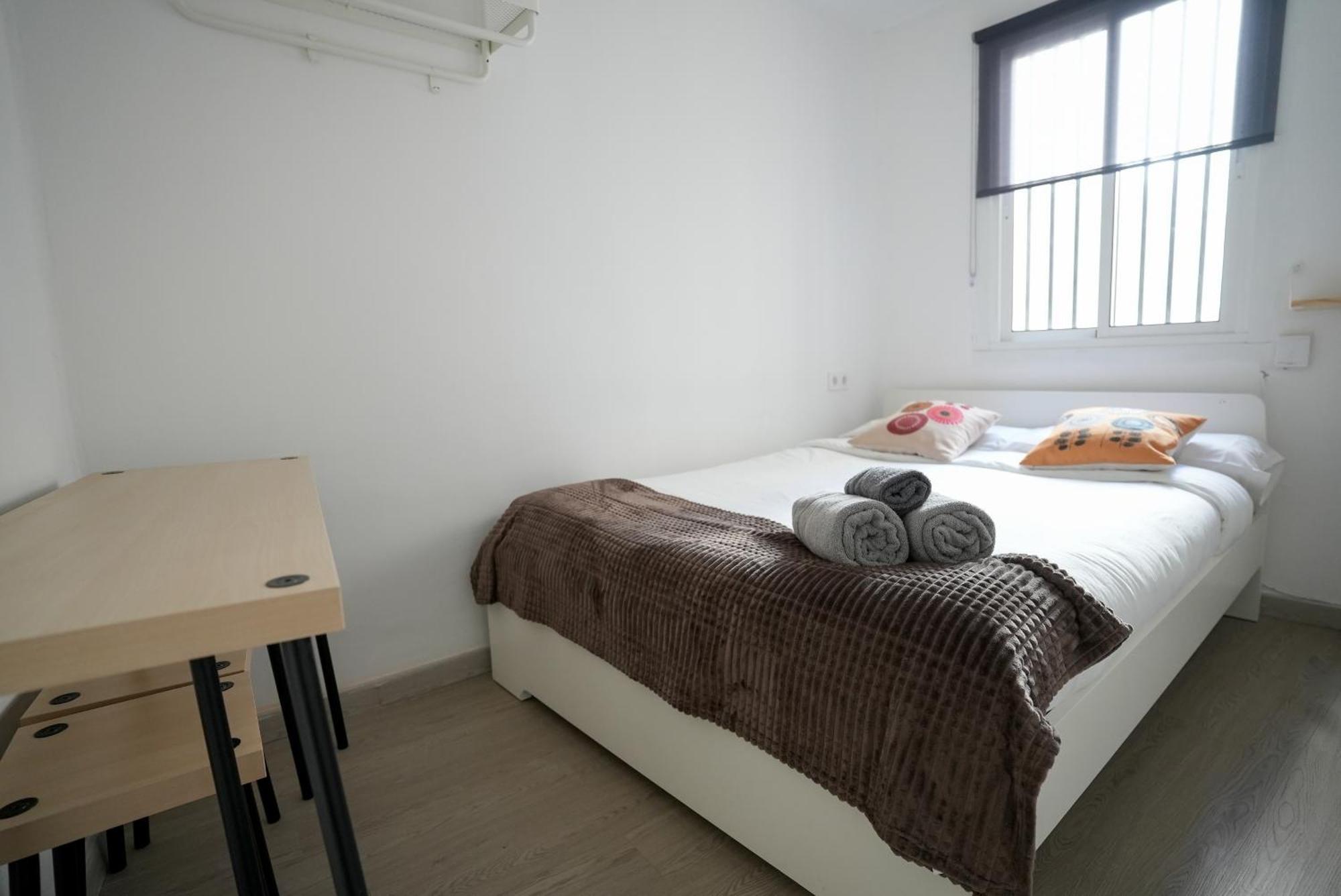 Excellent Location Malaga Centro Historico 2 Bed Flat Appartement Buitenkant foto
